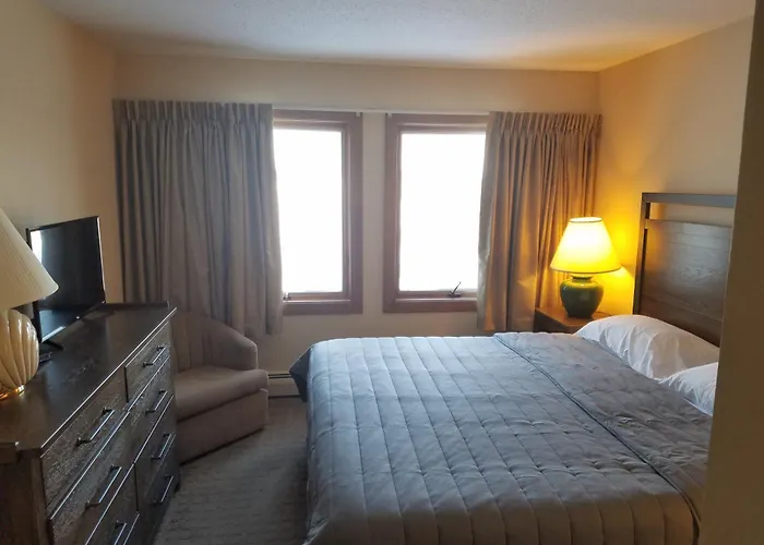 Ski In/Out Trailside Townhome