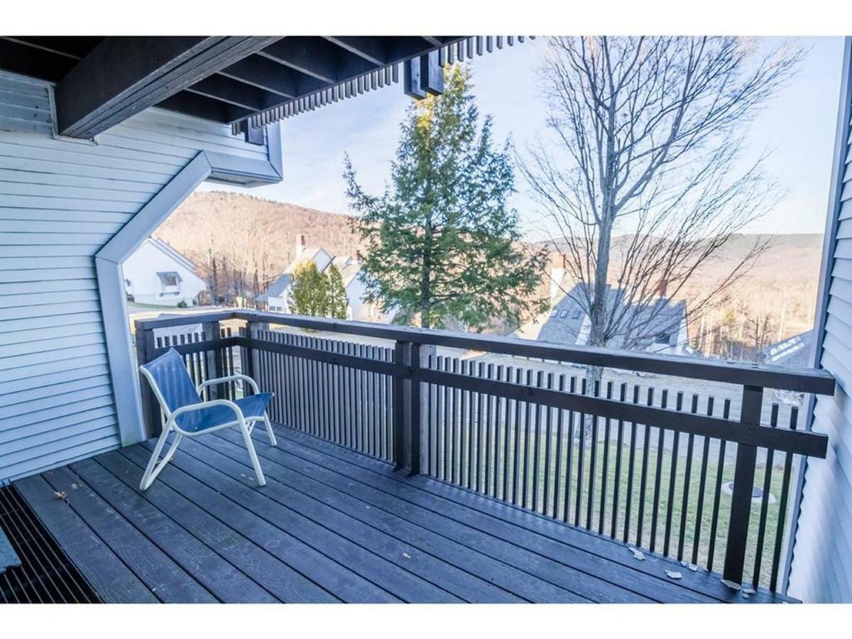 In/out Trailside Townhome Holiday home *