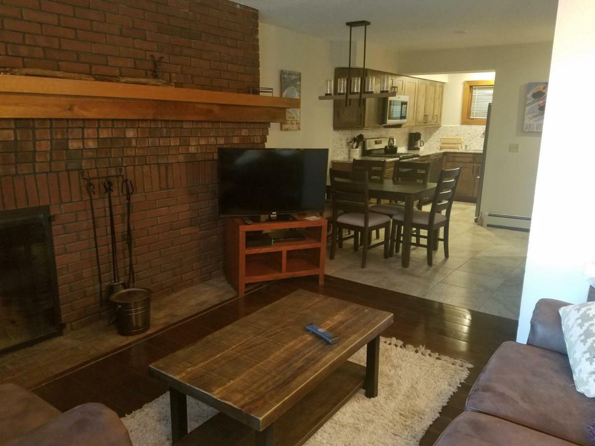 In/out Trailside Townhome Holiday home